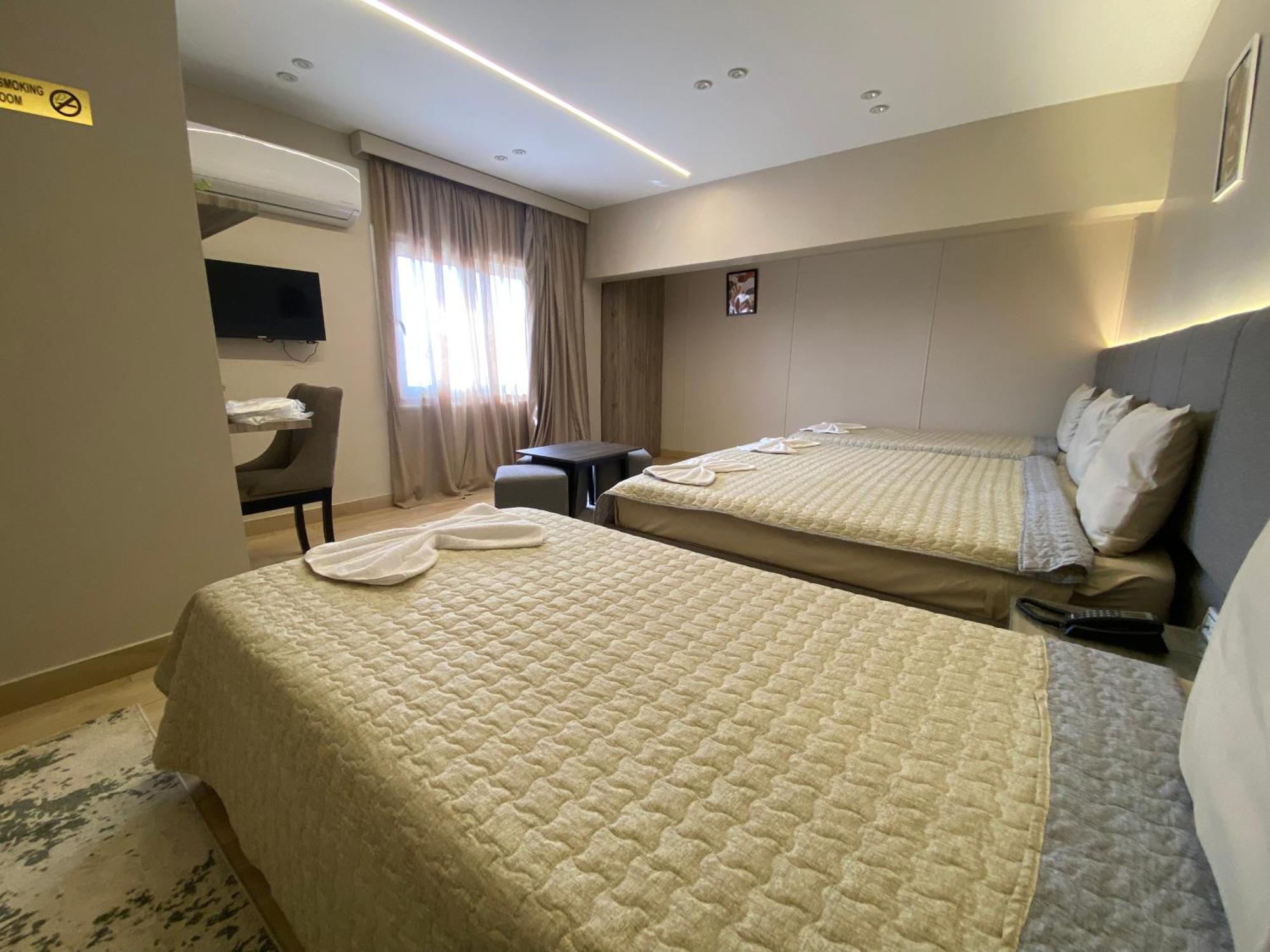 Holy Sheet Plus Kairo Bagian luar foto