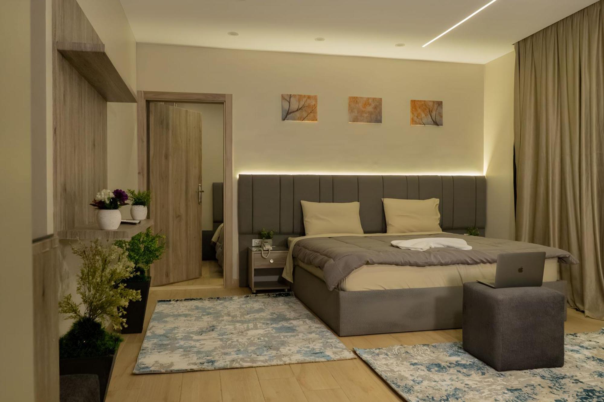 Holy Sheet Plus Kairo Bagian luar foto